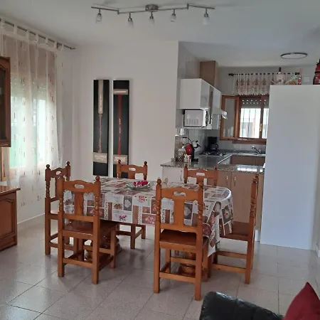 Casa Maria Cinta * Deltebre