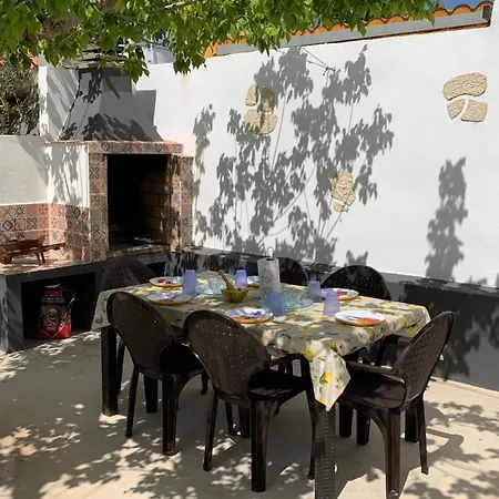 Casa Maria Cinta * Deltebre